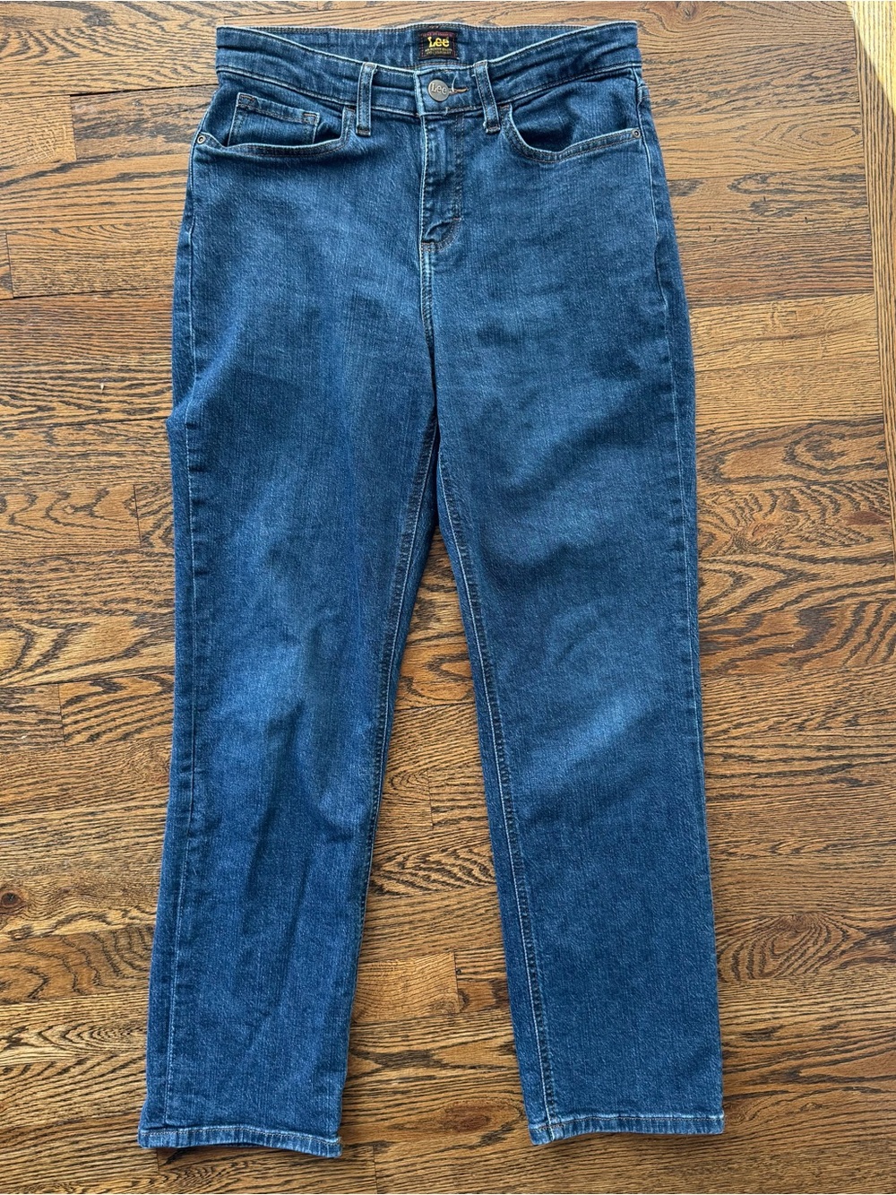 Lee Vintage Straight Leg High Waist Medium Wash Denim Mom Jeans 8 M - Picture 3 of 6